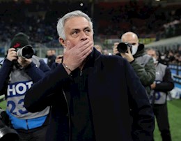 Video: Jose Mourinho được fan Inter Milan chào đón nồng nhiệt trong ngày trở lại