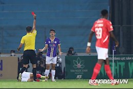 VIDEO: Vào bóng thô bạo, hậu vệ Hà Nội FC nhận thẻ đỏ