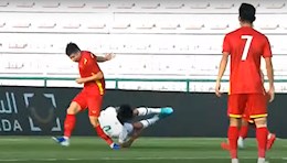 Trung vệ U23 Việt Nam dính chấn thương nặng