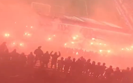 Video: Hình ảnh choáng ngợp của CĐV Lech Poznan qua flycam