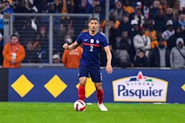 William Saliba nhận mưa lời khen sau màn ra mắt ĐT Pháp