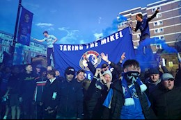 Fan Chelsea lên kế hoạch biểu tình