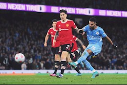 Man United thua derby tan nát: Hàng thủ tệ hại và hơn thế