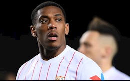 HLV Sevilla ủng hộ CĐV la ó Anthony Martial