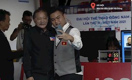 Không ăn mừng sau chiến thắng, Thanh Tự xin chụp hình cùng huyền thoại Billiard