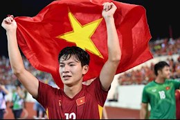 Hậu vệ Phan Tuấn Tài bất ngờ được AFC vinh danh