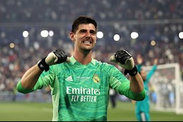 Bị so sánh với De Gea, Courtois đáp trả gắt