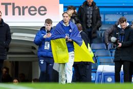 Chelsea trả lương cho Mykhailo Mudryk gấp đôi Arsenal