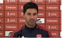 Học trò nghỉ hết mùa, Mikel Arteta muốn có thêm hợp đồng mới