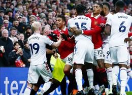 Ý kiến trái chiều về chiếc thẻ đỏ của Casemiro