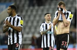 Lộ diện trọng tài bắt chính trận CK cúp Liên đoàn, CĐV Newcastle tức điên