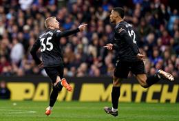 Zinchenko: Trận thắng Aston Villa dạy Arsenal một bài học