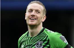 Jordan Pickford khiến MU và Chelsea méo mặt