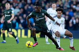 Điểm tin bóng đá tối 05/03: MU ký hợp đồng với cầu thủ của Southampton