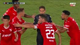 Quả phạt đền ngớ ngẩn nhất lịch sử bóng đá