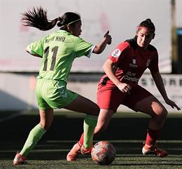 Huỳnh Như ghi dấu trong cả hai bàn thắng của Lank FC