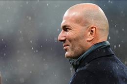 PSG quyết chiêu mộ bằng được Zinedine Zidane