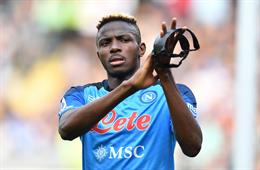 Napoli méo mặt chờ Victor Osimhen