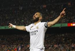 Carlo Ancelotti bất ngờ với việc Benzema chia tay Real Madrid