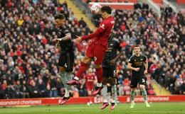 Thống kê Liverpool 2-2 Arsenal: “Pháo thủ” chưa thể giải mã Anfield