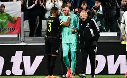 Szczesny lên cơn đau tim giữa trận Juventus vs Sporting