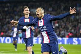 Kylian Mbappe ra quyết định bất ngờ về tương lai tại PSG