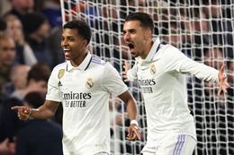 Rodrygo ăn mừng theo kiểu Ronaldo sau bàn thắng vào lưới Chelsea