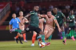 HLV Vũ Tiến Thành thừa nhận hàng thủ CLB TP.HCM có vấn đề sau trận thua CAHN