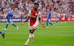 Sao tấn công Ajax bật đèn xanh cho Man United