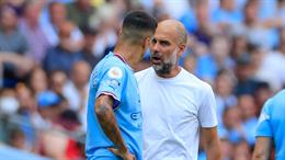 Xavi tiết lộ Man City ngăn Joao Cancelo đến Barca