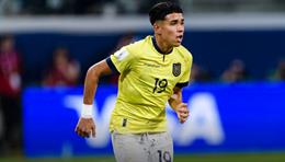 Chelsea hoàn thành bản hợp đồng đầu tiên trong hè 2023