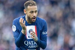 HLV mới của PSG quyết định tương lai Neymar