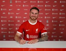 Mac Allister từ chối số áo của Steven Gerrard ở Liverpool