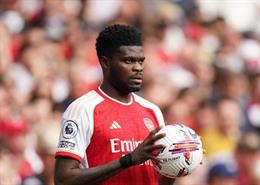 Thomas Partey rời Arsenal do mâu thuẫn với Mikel Arteta?