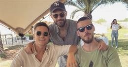 CĐV MU phấn khích khi bộ ba Mata, Herrera và De Gea tái hợp