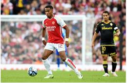 Oleksandr Zinchenko hết lời khen ngợi Jurrien Timber