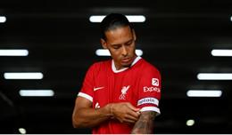 Ai xứng đáng làm đội trưởng Liverpool hơn Van Dijk?