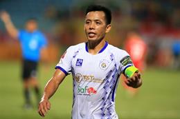 Văn Quyết sút hỏng penalty, Hà Nội FC lập tức bị trừng phạt