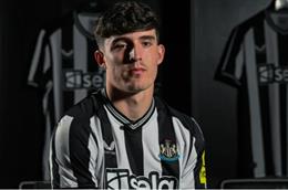 CHÍNH THỨC: Newcastle công bố tân binh 30 triệu bảng