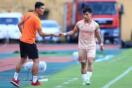 Hậu vệ Văn Thanh gặp chấn thương ở vòng 6 V-League 2023/24