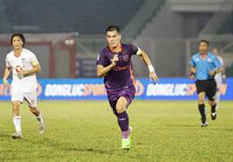 HLV Lê Huỳnh Đức lý giải việc để tiền đạo Tiến Linh ngồi dự bị tại Bình Dương