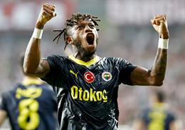 Fred lập siêu phẩm ở trận đấu ra mắt Fenerbahce