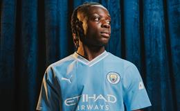 Chính thức: Man City công bố tân binh Jeremy Doku