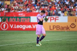 VIDEO: Đông Á Thanh Hóa mở tỷ số sau sai lầm 'chết người' của Filip Nguyễn