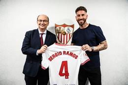 Sergio Ramos trở lại Sevilla sau 18 năm