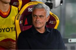 Jose Mourinho chưa thôi cay cú chung kết Europa League mùa trước