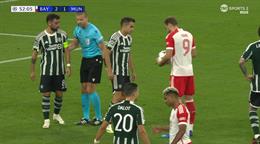CĐV MU khen ngợi Sergio Reguilon sau 2 hành động ở trận gặp Bayern