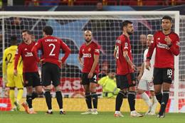 Rio Ferdinand chê bai thậm tệ hàng thủ MU trận thua Galatasaray