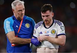 Liverpool nhận tin cực buồn từ Andy Robertson