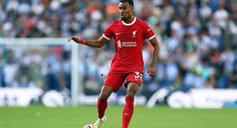 Ryan Gravenberch ngạc nhiên nhất với cầu thủ nào của Liverpool?